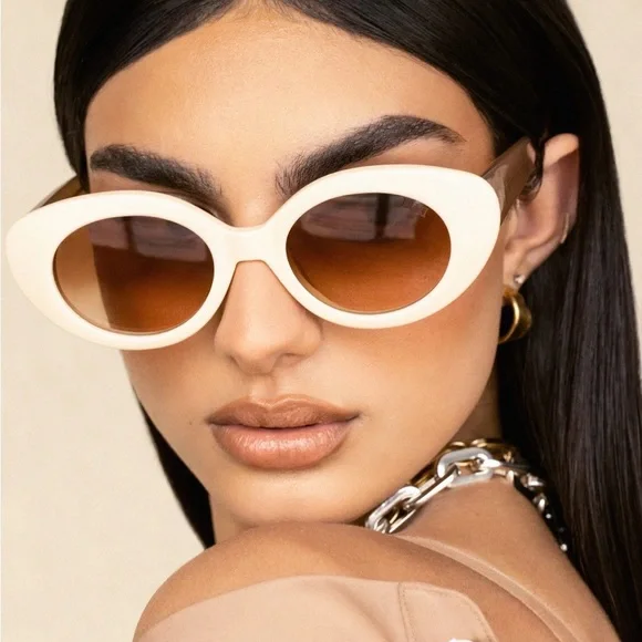 Dezi Sunglasses - Thelma - Picture 2 of 4